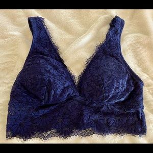 NWOT AERIE Happy Lace padded plunge bralette: sz L
